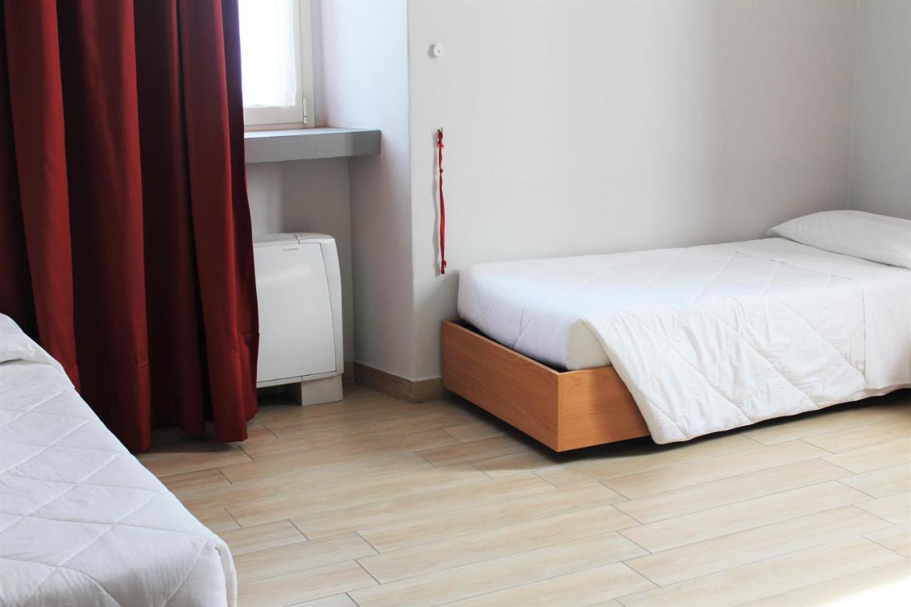 La Viscontina Villa Somma Lombardo Ngoại thất bức ảnh