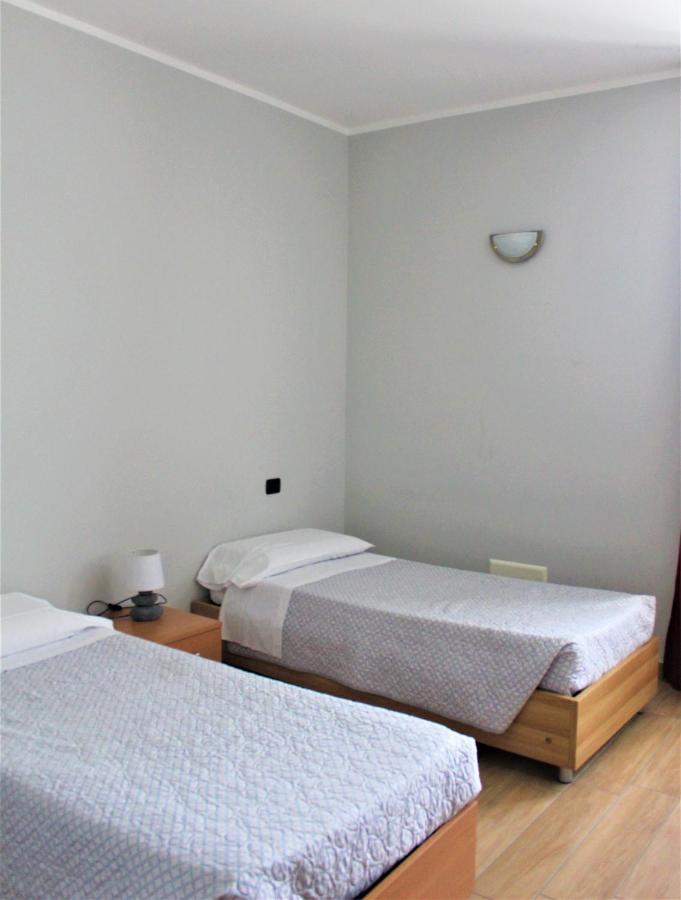 La Viscontina Villa Somma Lombardo Ngoại thất bức ảnh