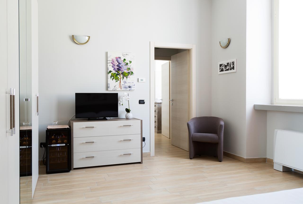 La Viscontina Villa Somma Lombardo Ngoại thất bức ảnh